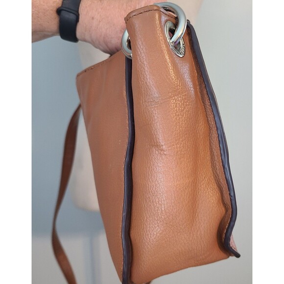 Tignanello Leather Crossbody Shoulder Strap Bag Brown Logo Charm Purse Capsule - Picture 4 of 16